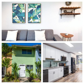 Refreshing Renovation Walk to the beach